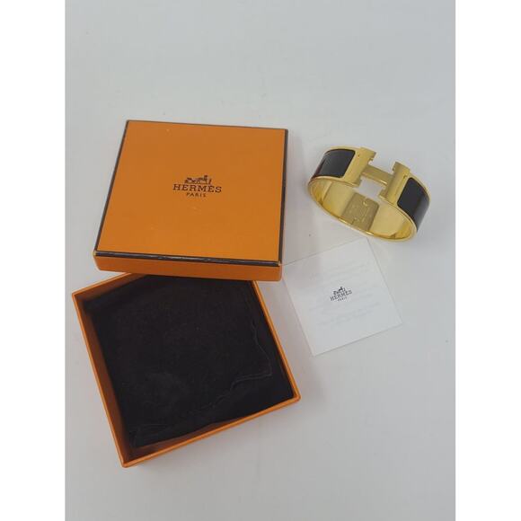 Hermès Black Enamel 18k Gold Plated Clic Clac H bracelet - Picture 5 of 10
